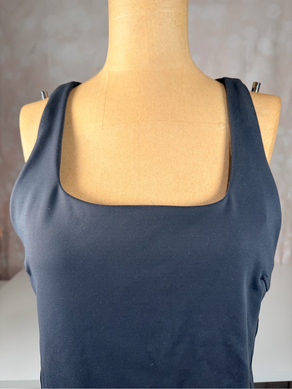 LULULEMON Padded Racerback Tank - Picture 3 of 6